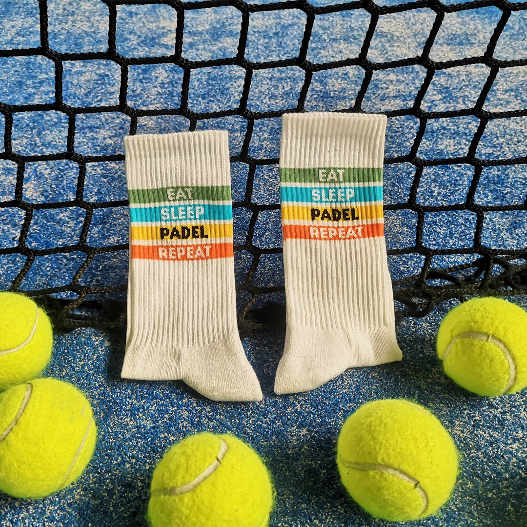 Pegada socks : sleep pade repeat