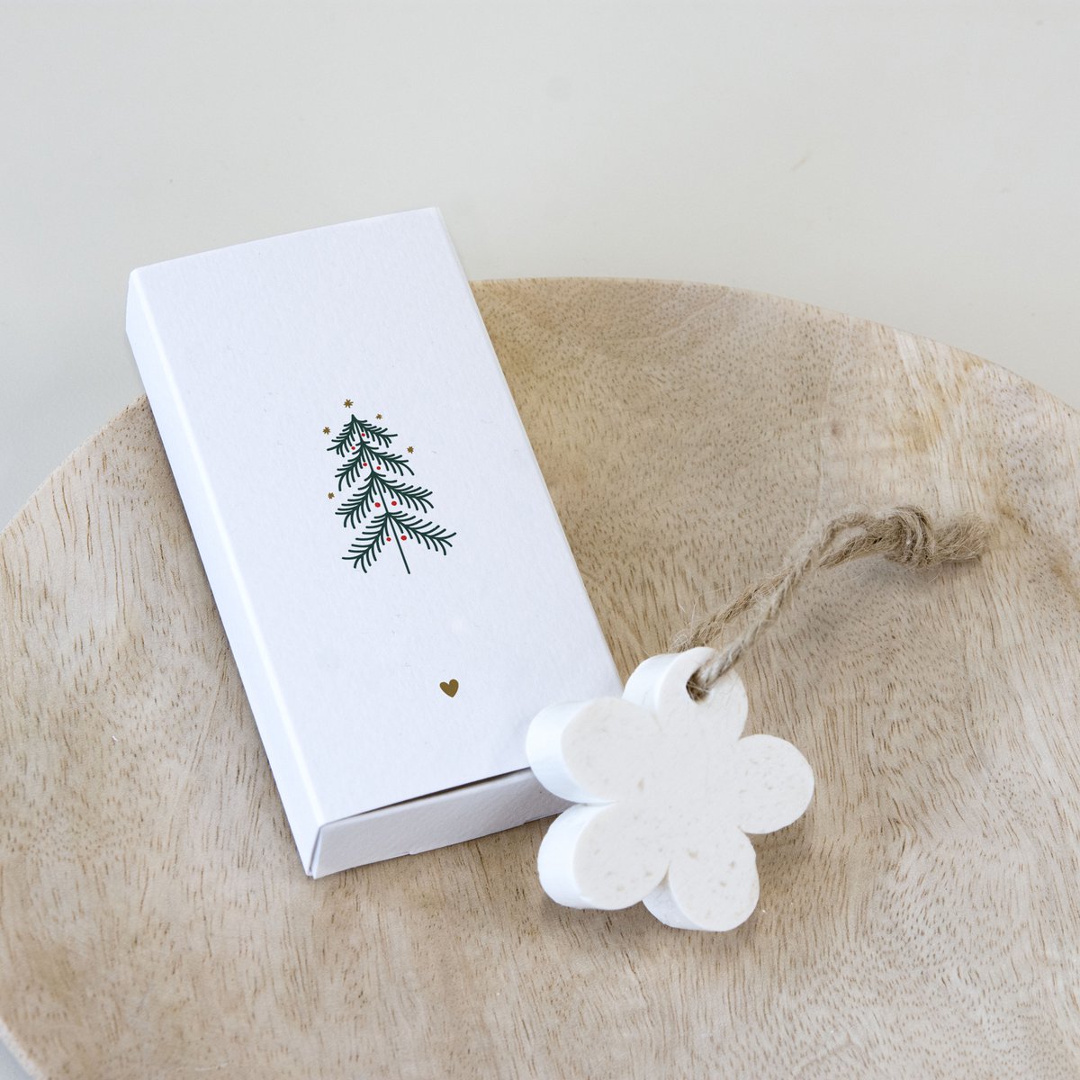 My paperstation : little giftbox christmas tree - zeepje