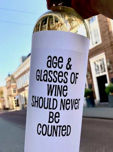 Fun wine labels : wijnetiket - age & glasses of wine