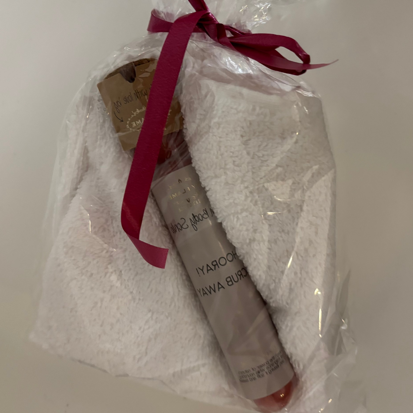 Kadopakket - bodyscrub met gastendoekje - hooray