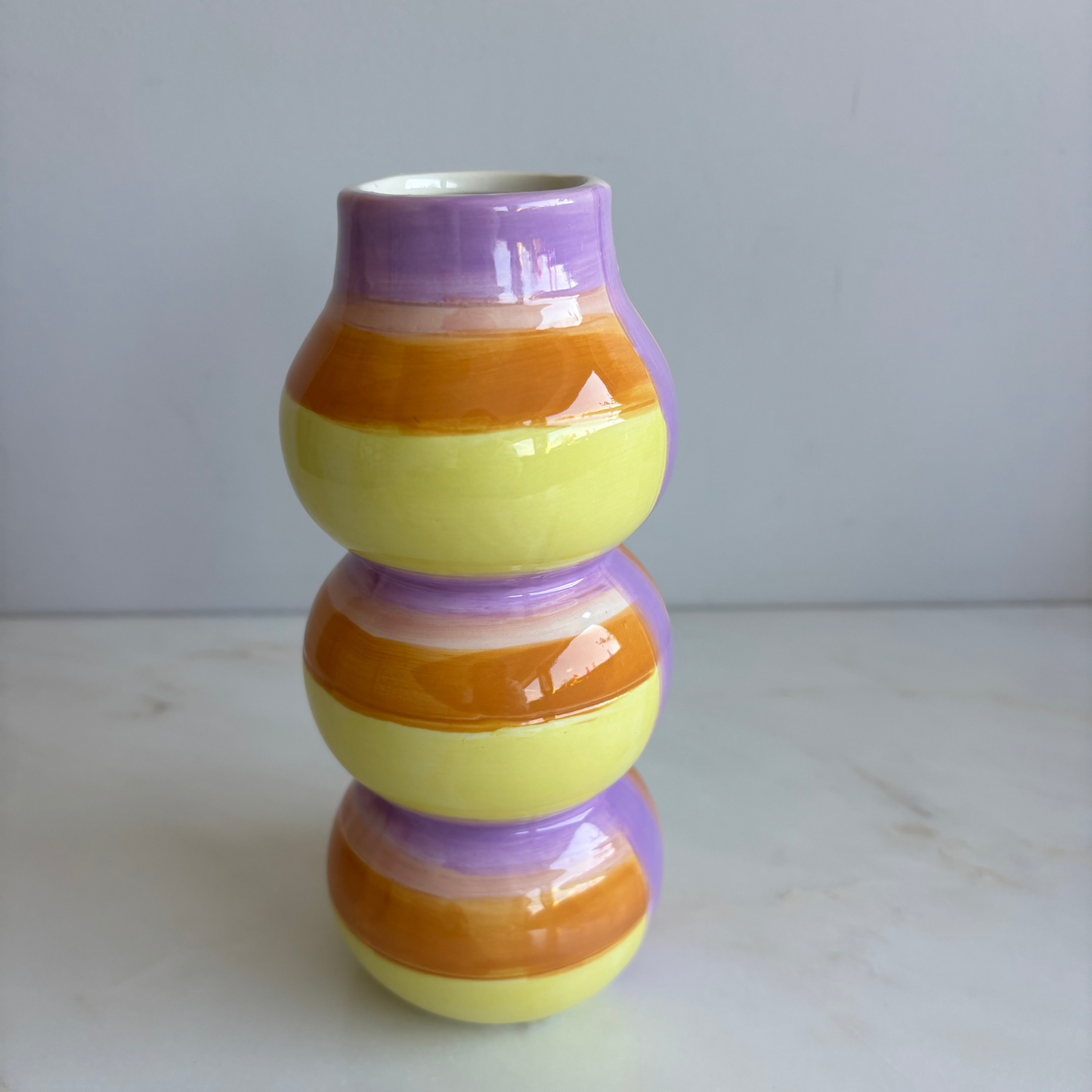 Duif international : strepen vaas - color