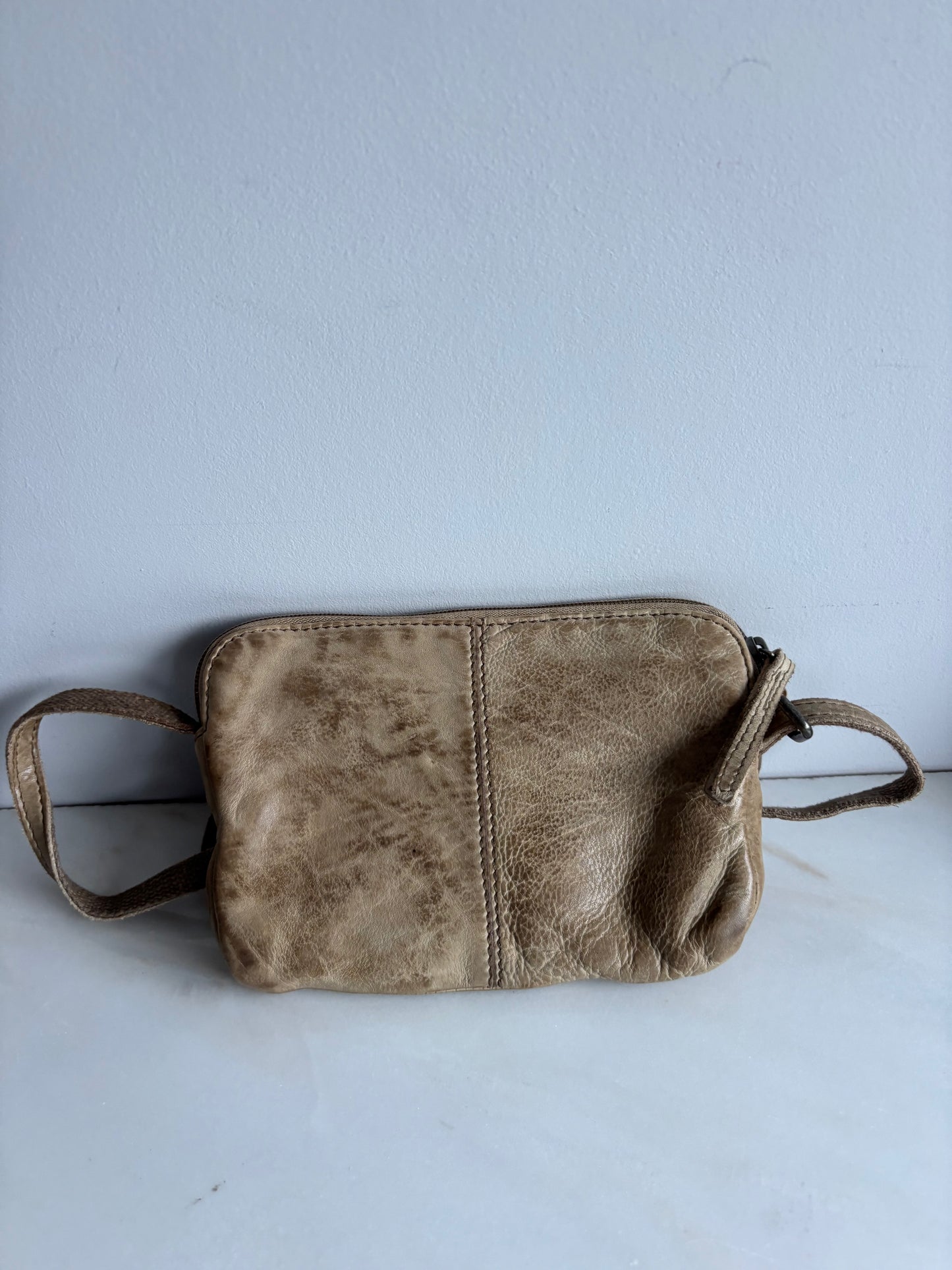 Hide & stitches : kleine lederen schoudertas
