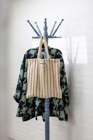 Bongusta : naram totebag - creme & ink