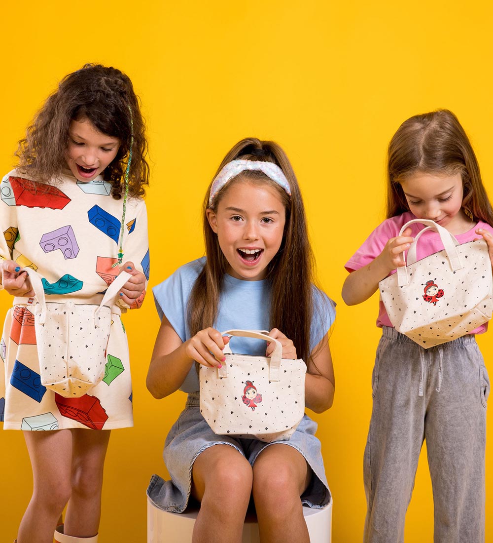 Miss Nella : kindertasje