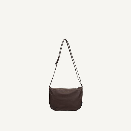 Tinne + Mia : cross body feel good baggy - chicory coffee