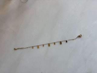 Ikita : armband bedels rechthoek - goud