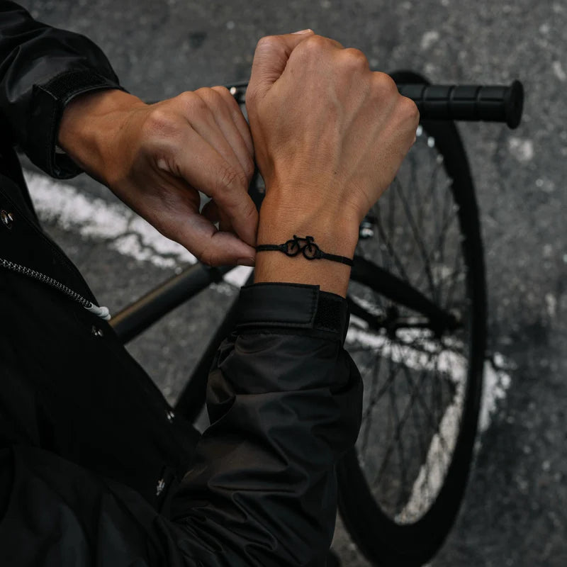 Sailbrace : black bike