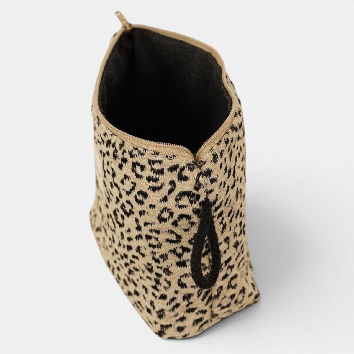 De la mur line : beauty bag klein - koto - luipaardprint met zwarte accenten