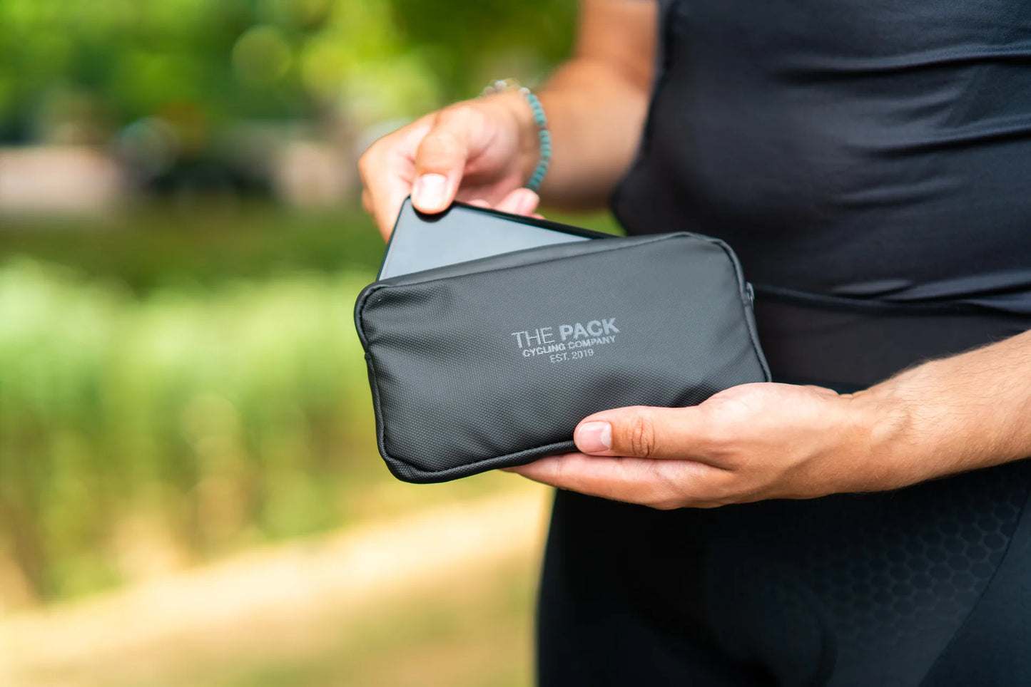 The pack : essentials case - meerdere kleuren beschikbaar