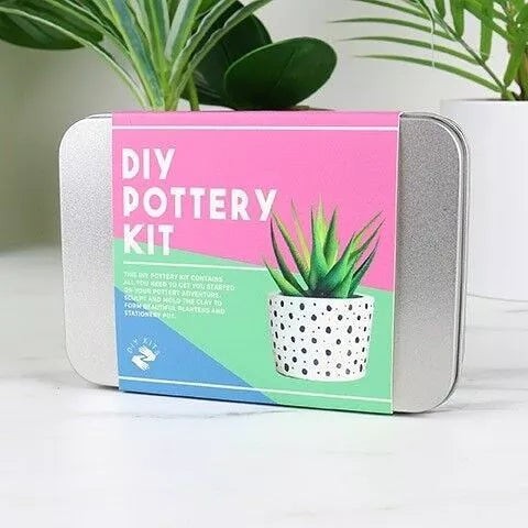 Gift republic : DIY pottery kit