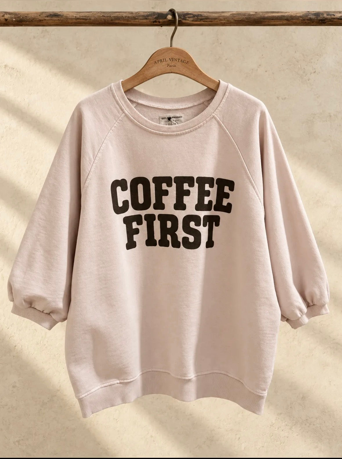 April vintage : sweater coffee first - pastel roze