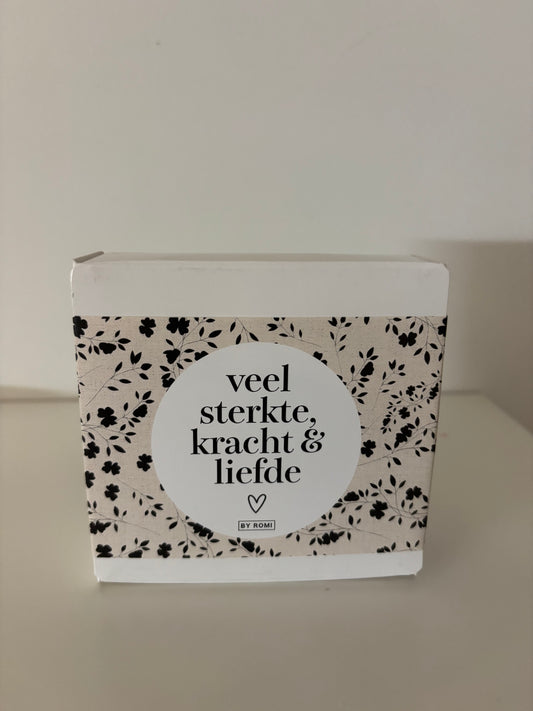 By romi : troostdoosje - veel sterkte, kracht en liefde