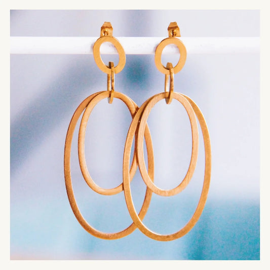Bazou : statement oorbellen met ovale hangers
