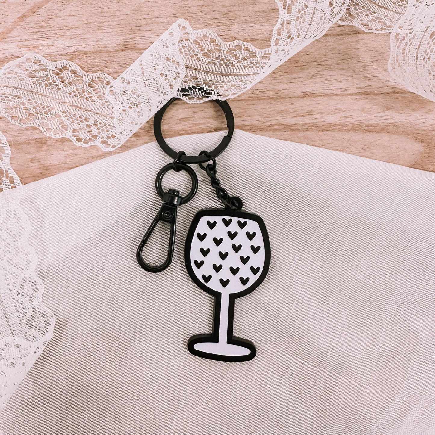 Winkeltjevananne : sleutelhanger - wijnglas